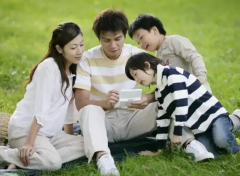 家长应供认教育的有限性也承受自身的有限性放下全知全能的重负